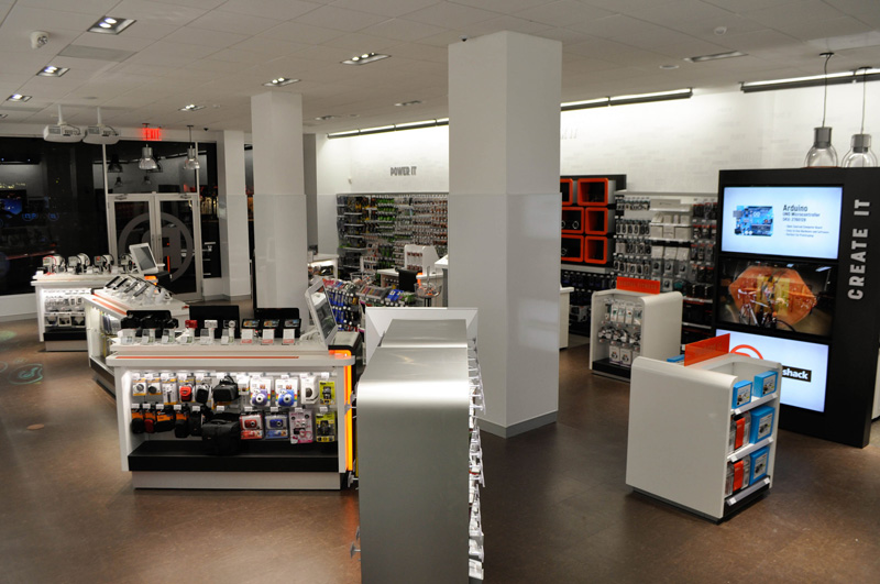 New Logo and Retail Concept for Radioshack